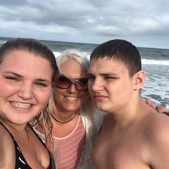 Meet your Posher, Colleen - Picture 1 of 1